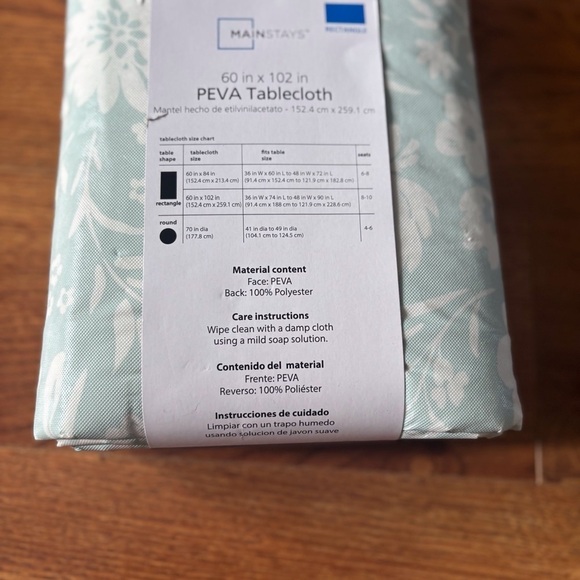 Floral Tablecloth in Light Green - Picture 3 of 4